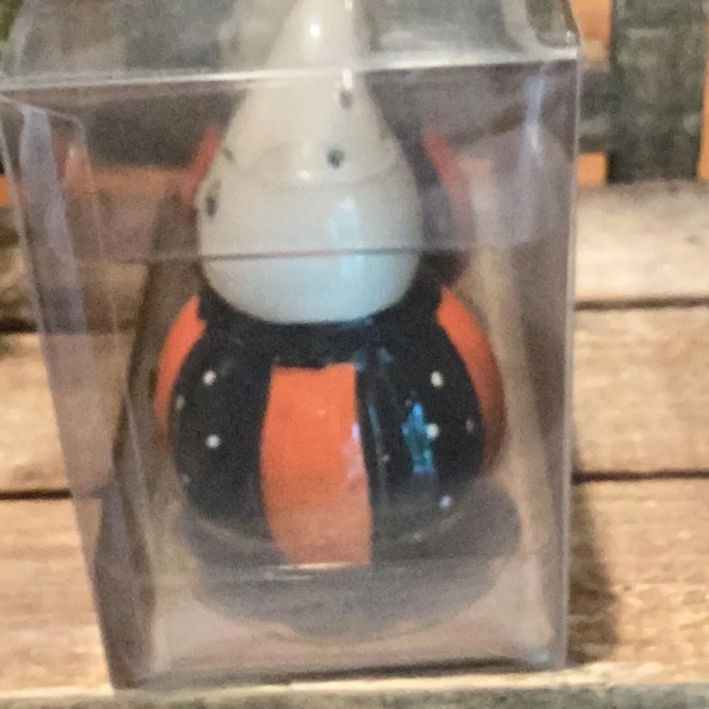 Johanna Parker Ghost Salt & Pepper Shaker Set